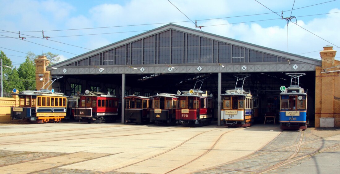 Historische Wagen im Straßenbahnmuseum Apelstraße